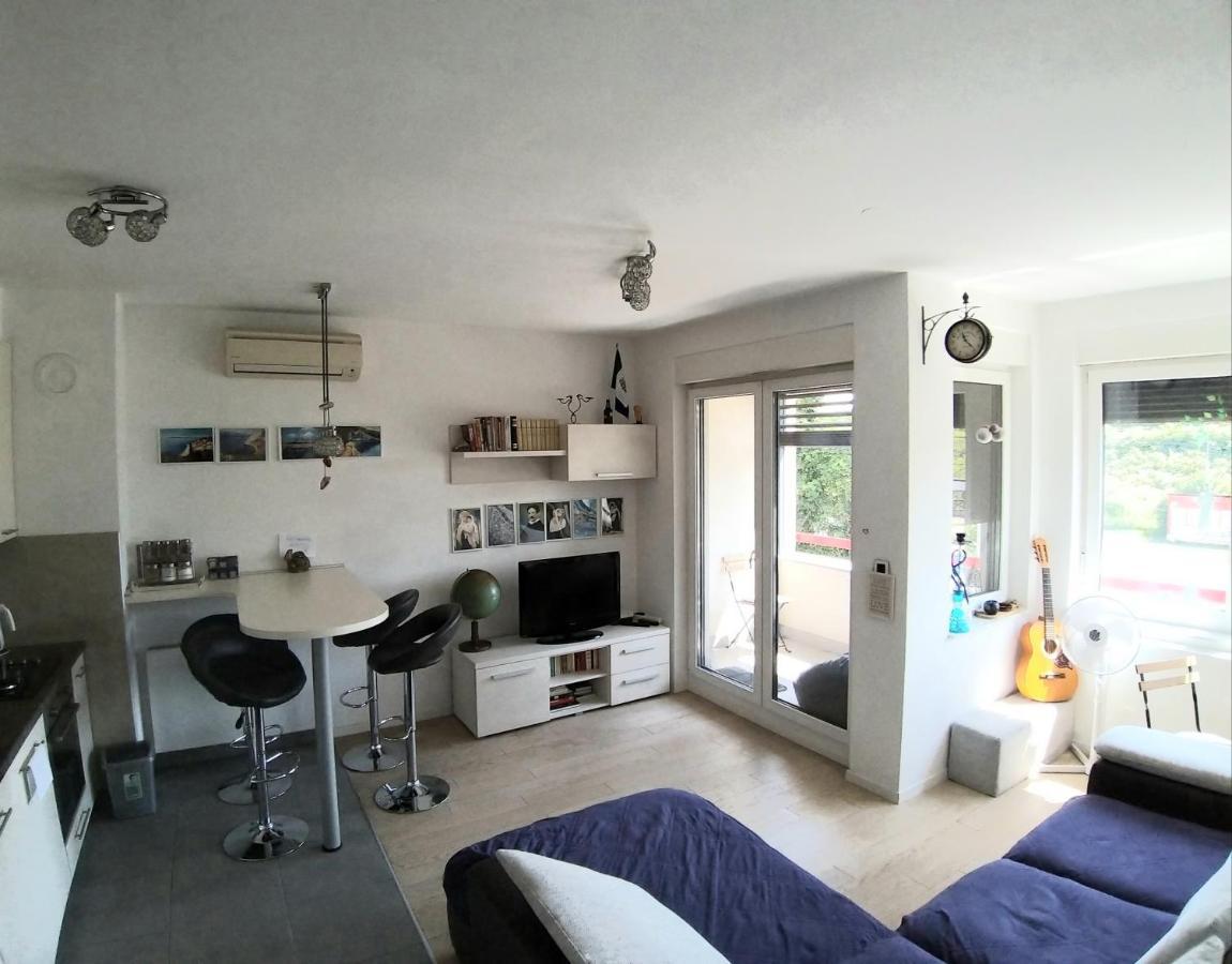 Theos Atelier Self Check In Apartment W Free Private Parking Zagreb Ngoại thất bức ảnh